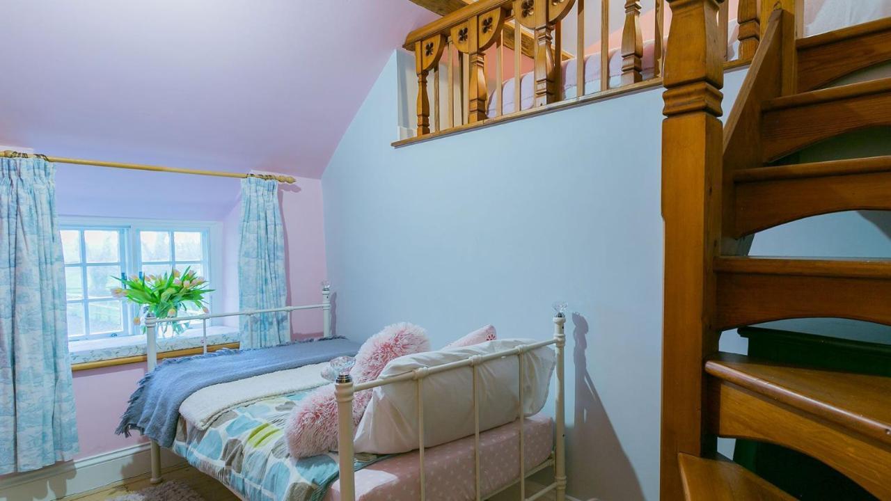 Tal Y Bont Uchaf Villa Bangor  Bagian luar foto