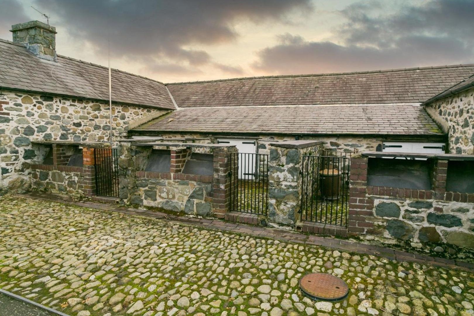 Tal Y Bont Uchaf Villa Bangor  Bagian luar foto