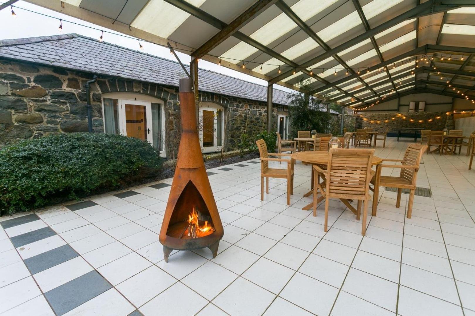 Tal Y Bont Uchaf Villa Bangor  Bagian luar foto
